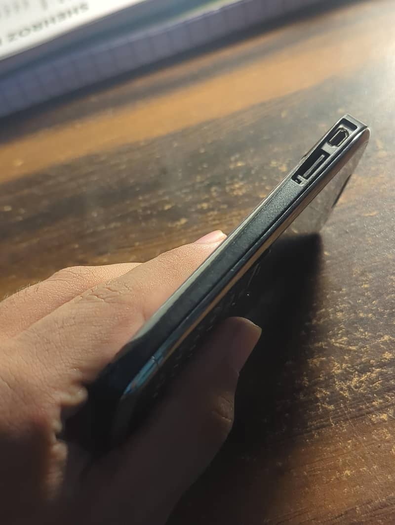 Nokia E72 3
