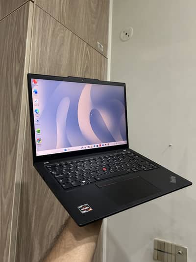 Lenovo Thinkpad AMD Ryzen 5 pro