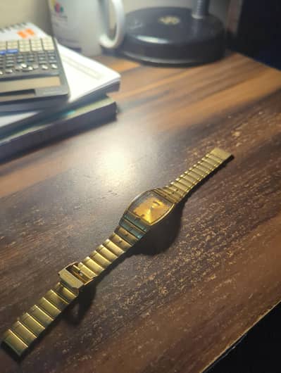 vintage citizen watch, gold