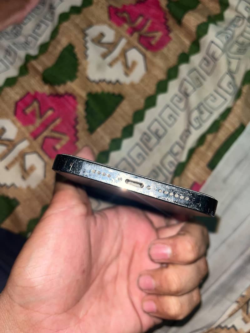 Apple iPhone 13 Pro Max 7