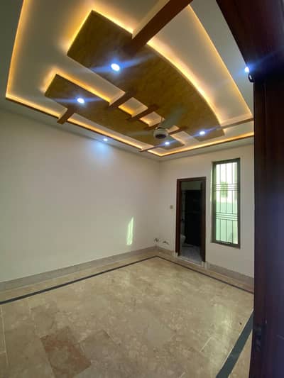 Upper Portion Shalimar T Chowk Gulistan e Ali(03277342171)