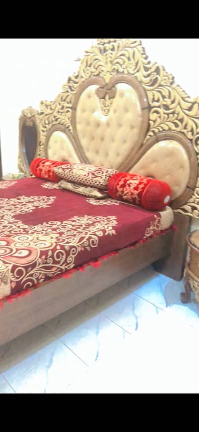 Bed set for sale