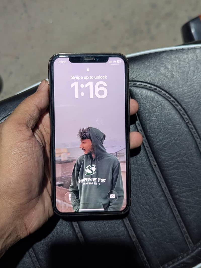 Apple iPhone 11 Pro 0