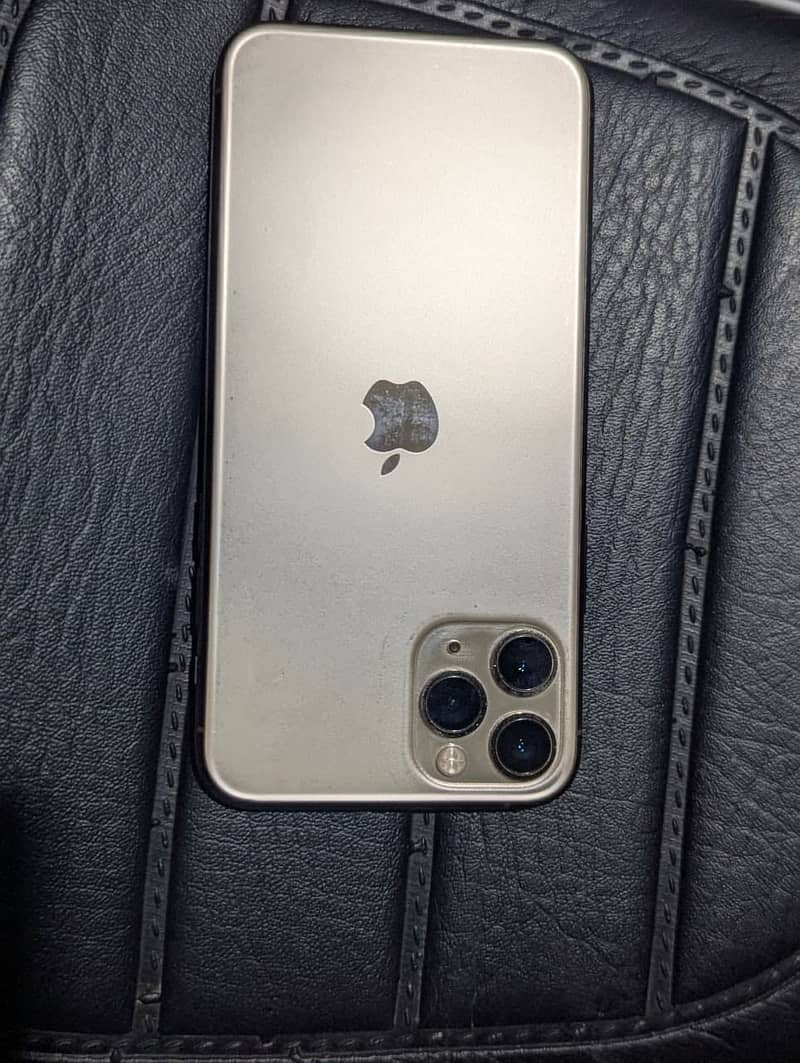 Apple iPhone 11 Pro 1