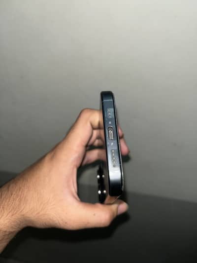 Apple iPhone 15 Pro