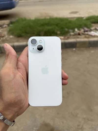 Apple iPhone 15
