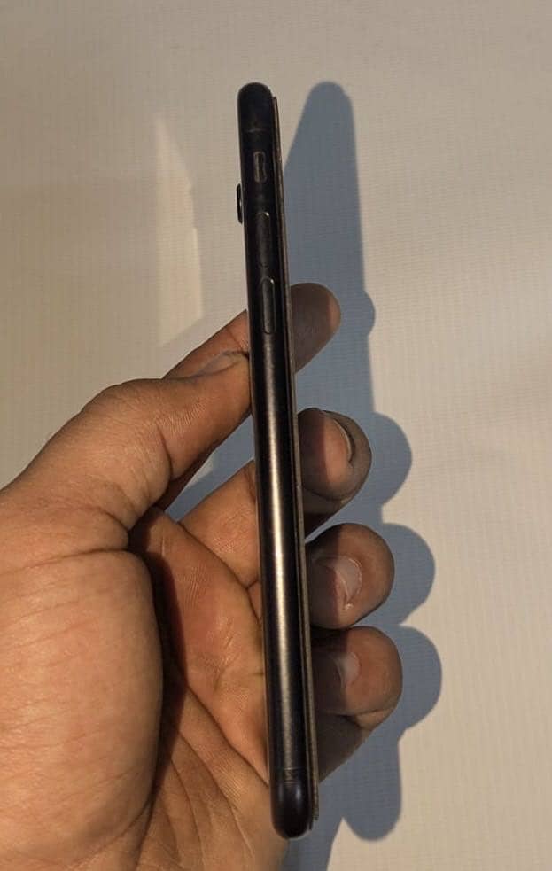 Apple iPhone SE 1