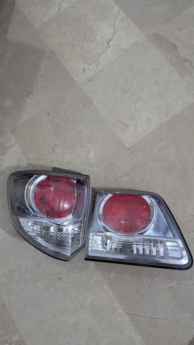 Toyota Fortuner 2013 Left Taillight