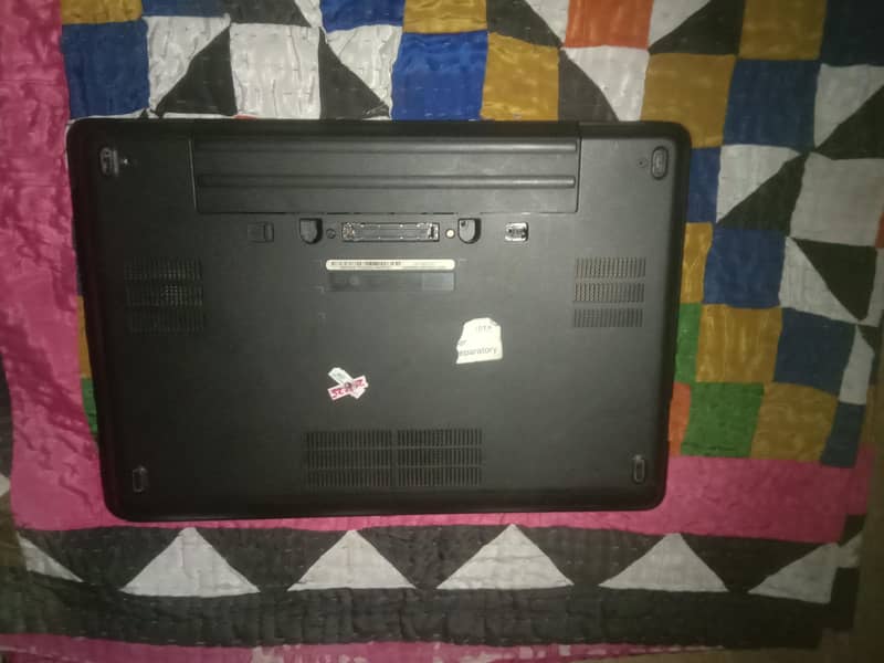 Dell Latitude E5440 2