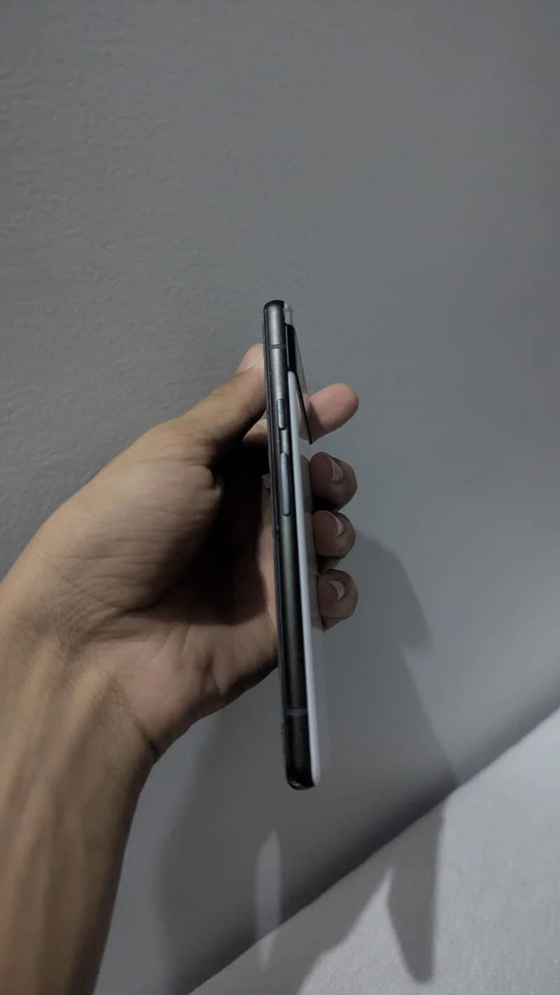 Google Pixel 6a 1