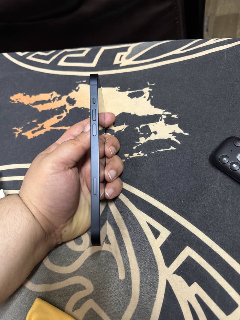 iPhone 14 Plus 6