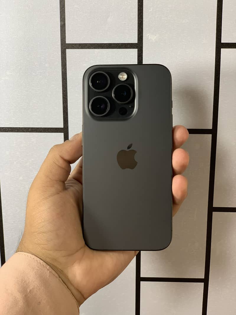 iPhone 15 Pro 0