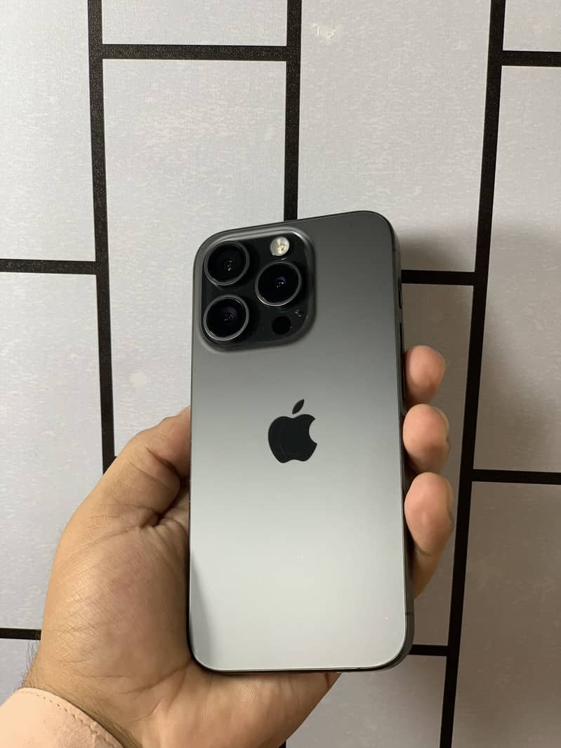 iPhone 15 Pro 1