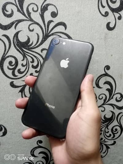 Apple iPhone 8
