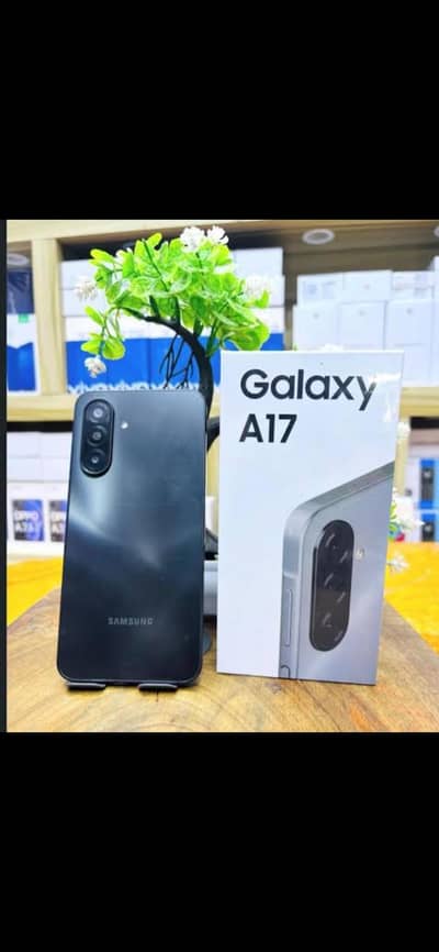 Samsung Mobile A17 8/256gb 11 month wrnty Exchange possible