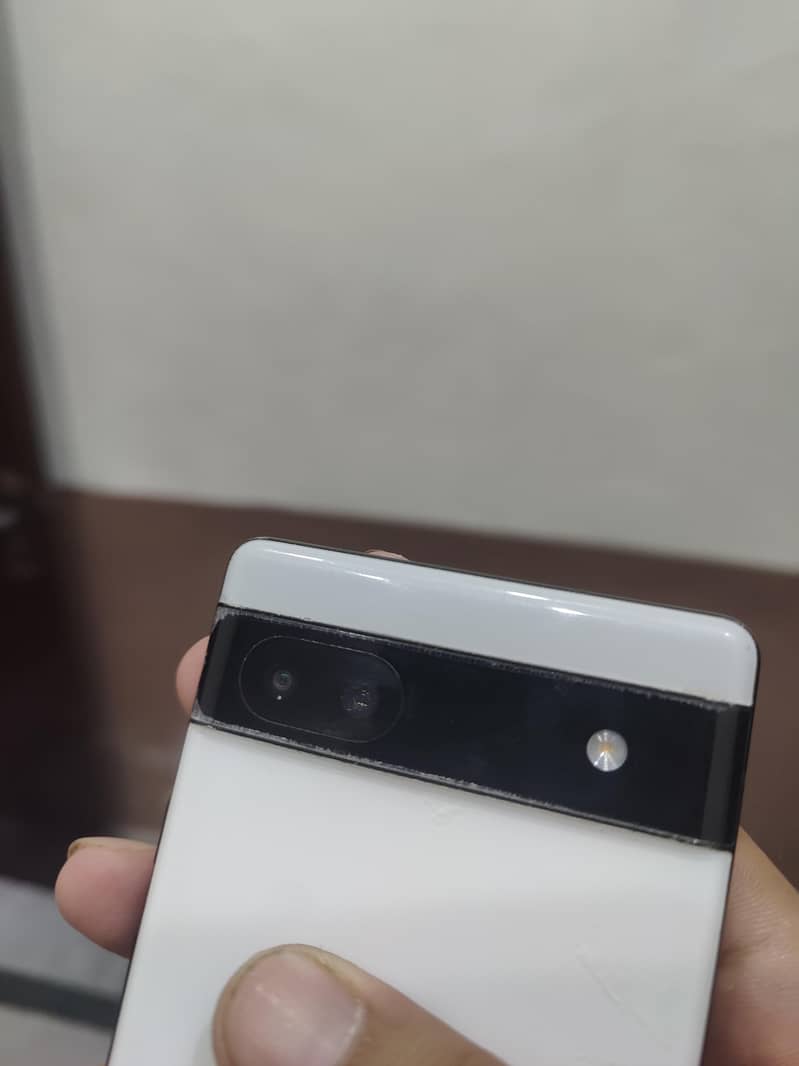 Google Pixel 6a 1
