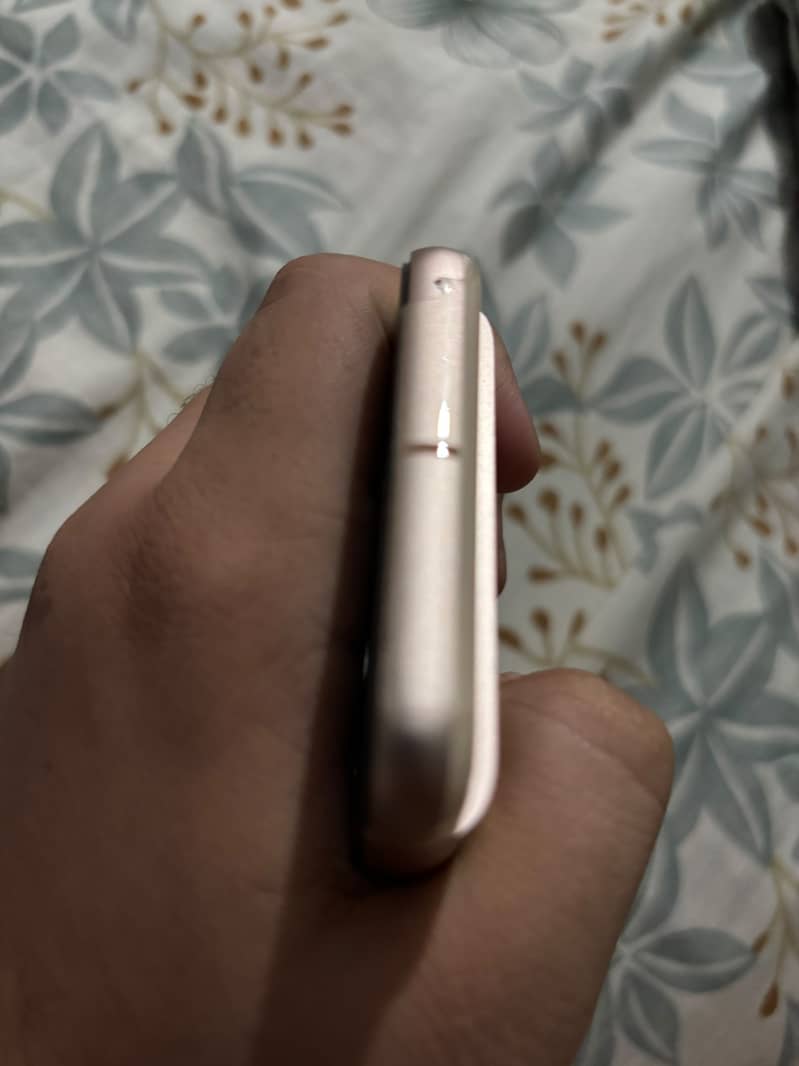 Google Pixel 8 3