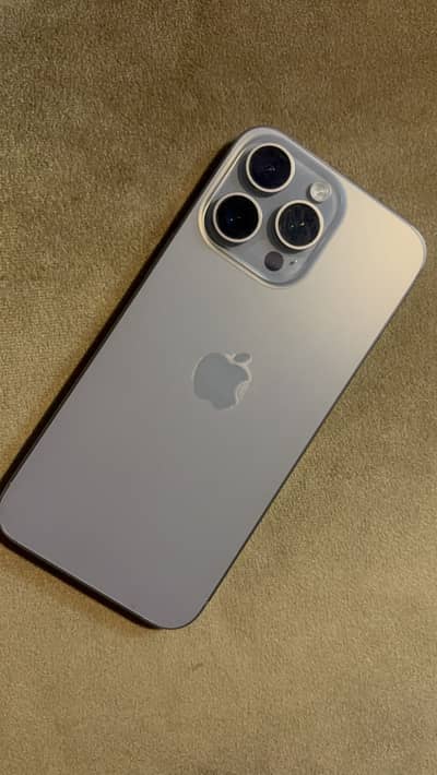 Apple iPhone 15 Pro Max