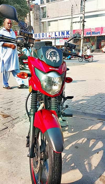 Suzuki GR 150 2023