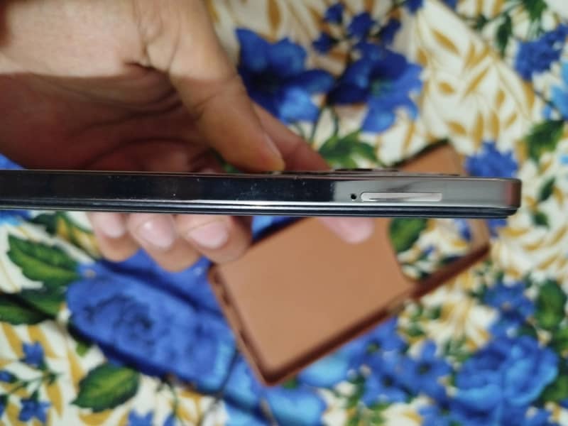 Infinix Note 40 4
