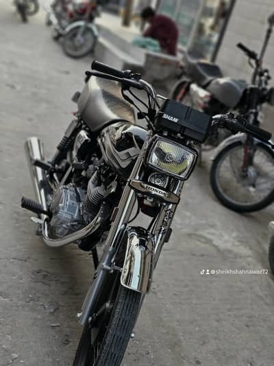 Honda 125 25/26 self start