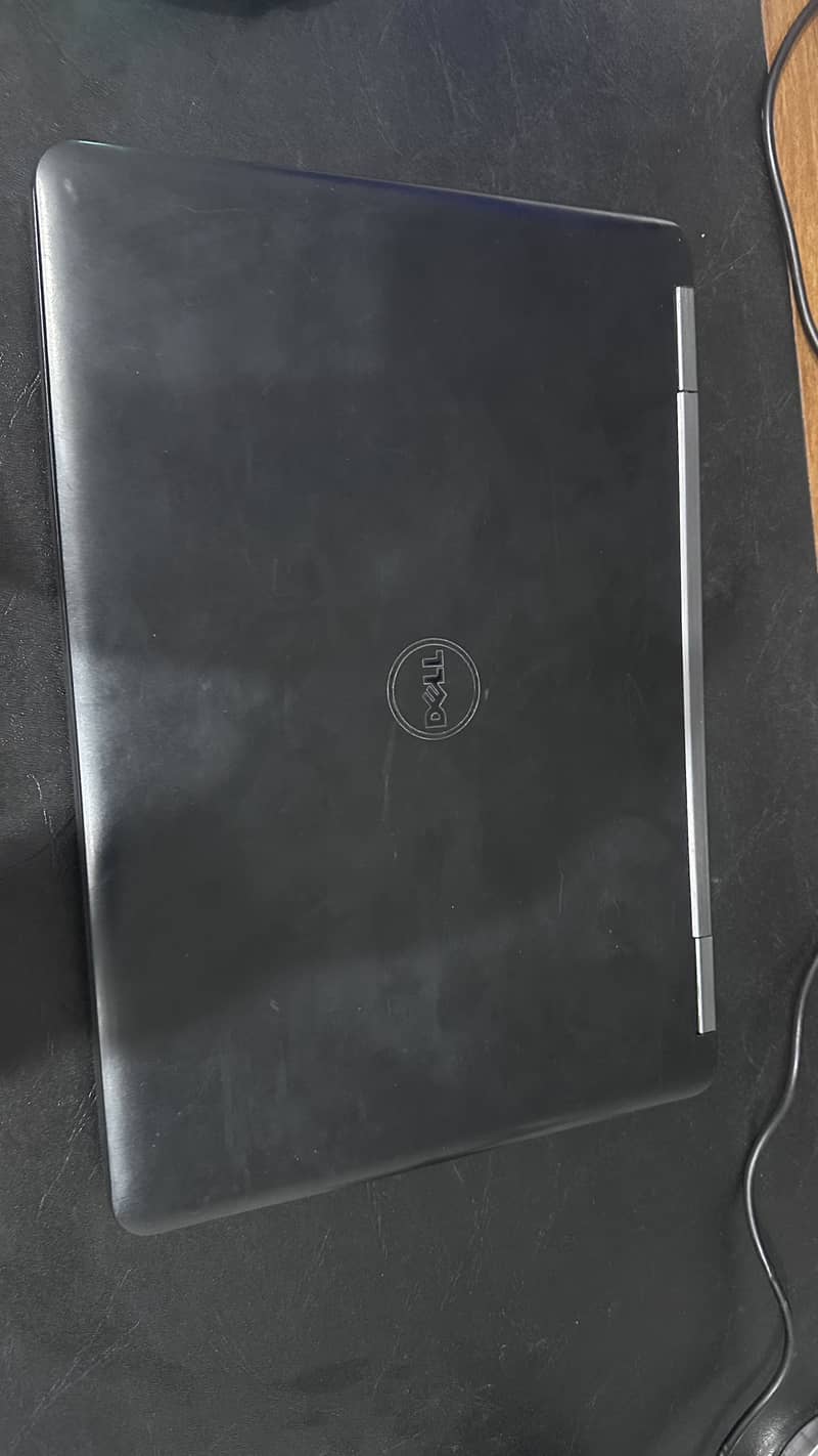Dell Latitude E6440 0