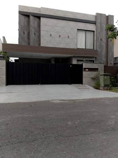 With Separate Entrance Fully Furnished 1 Kanal Upper Portion On Top Location For Rent in DHA Phase 6 Lahore