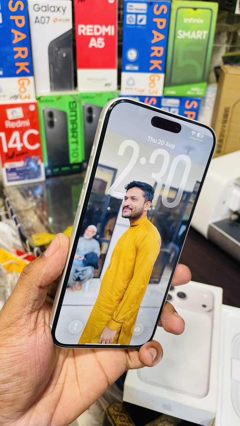 Apple iPhone 17 Pro Max 5