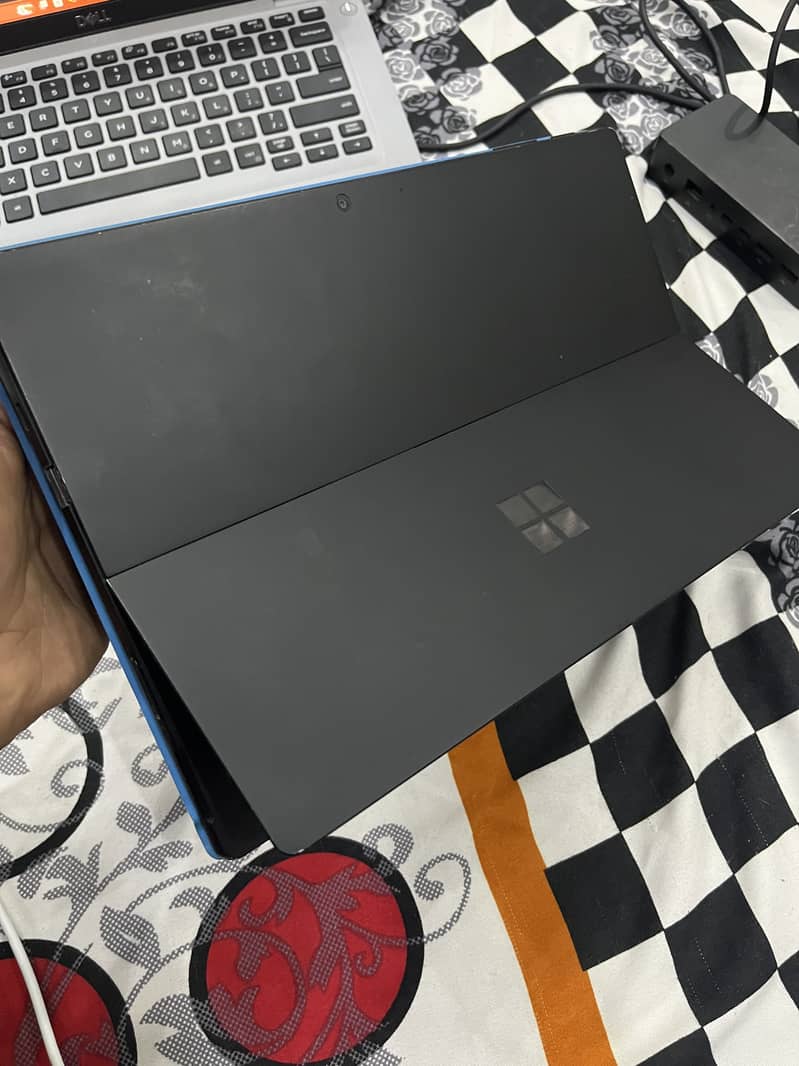 Microsoft Surface Pro 7 Plus 3