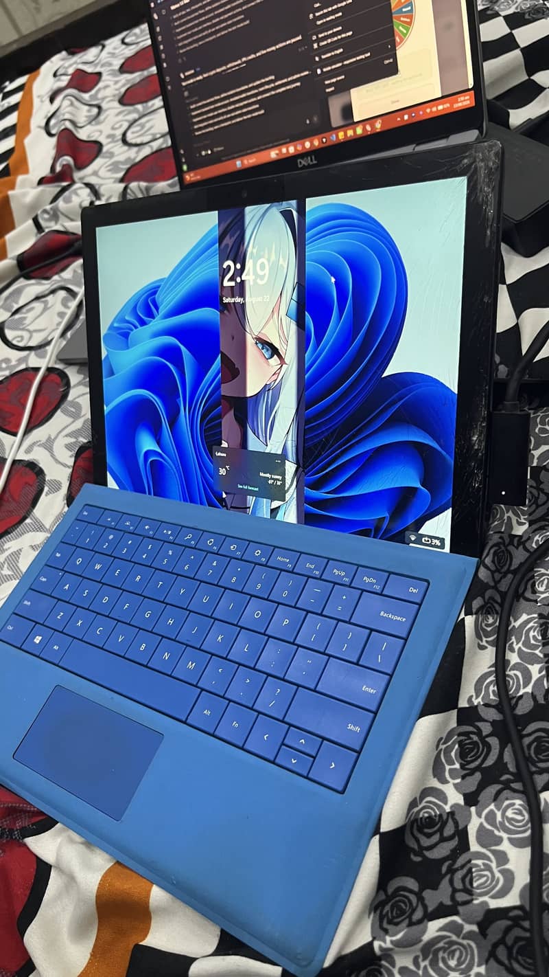 Microsoft Surface Pro 7 Plus 8
