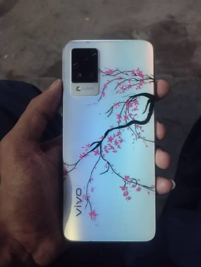 Vivo V21