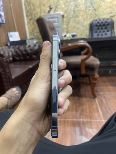 Apple iPhone 13 Pro exchange only iphone