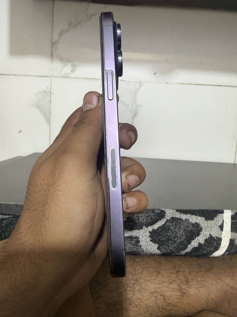 Apple iPhone 14 Pro Max 3