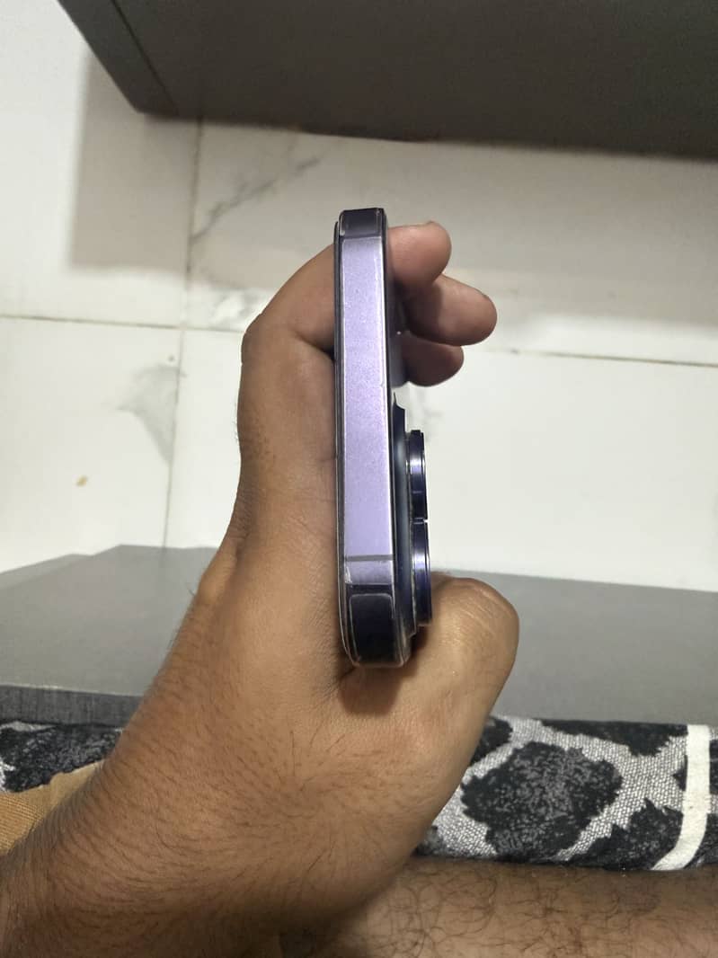 Apple iPhone 14 Pro Max 4