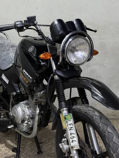 Yamaha ybr125g 2017 model ( japniess model )