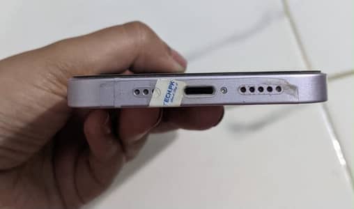 Apple iPhone 14