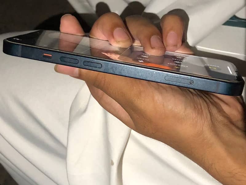 Apple iPhone 13 3