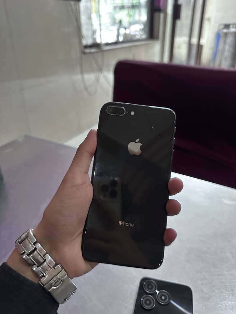Apple iPhone 8 Plus PTA 2