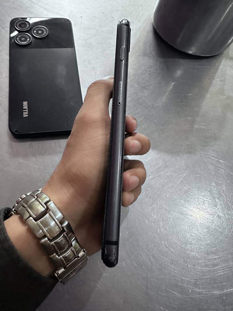 Apple iPhone 8 Plus PTA 3