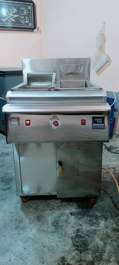 Deep Fryer 16 liter Automatic