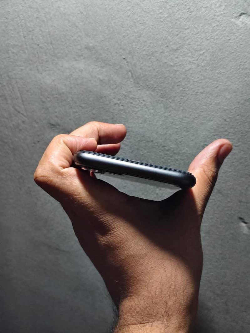 Apple iPhone 11 2
