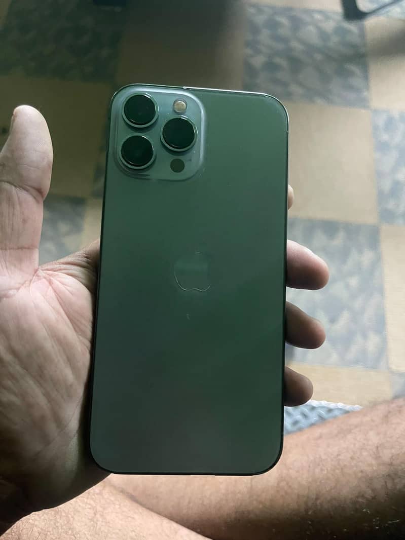 Apple iPhone 13 Pro Max 1