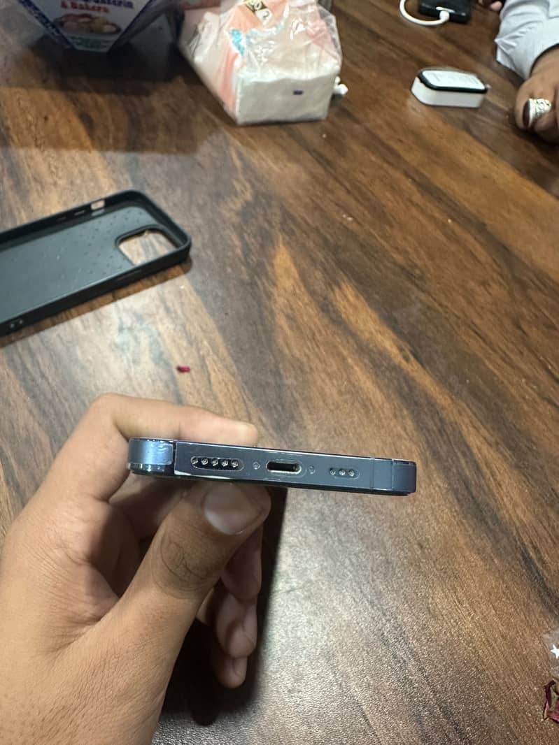Apple iPhone 13 Pro 5