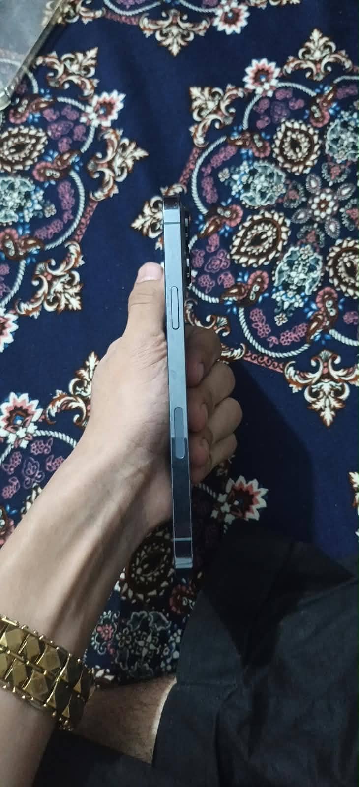 Apple iPhone 13 Pro Max 2