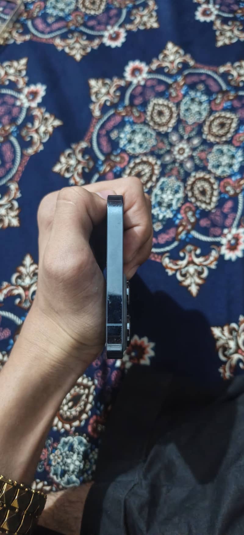 Apple iPhone 13 Pro Max 4