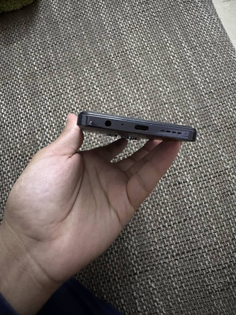 Infinix Note 30 7