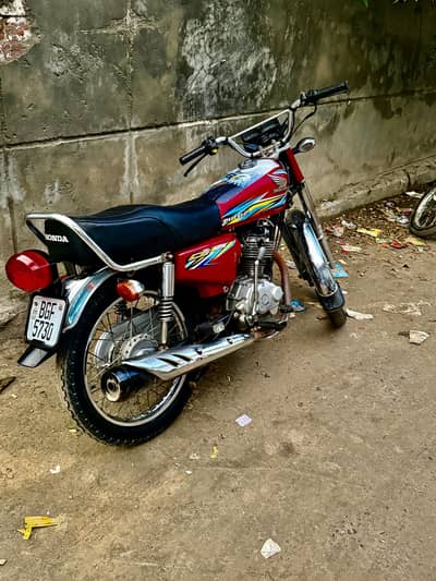Honda CG 125 2018 available for sell