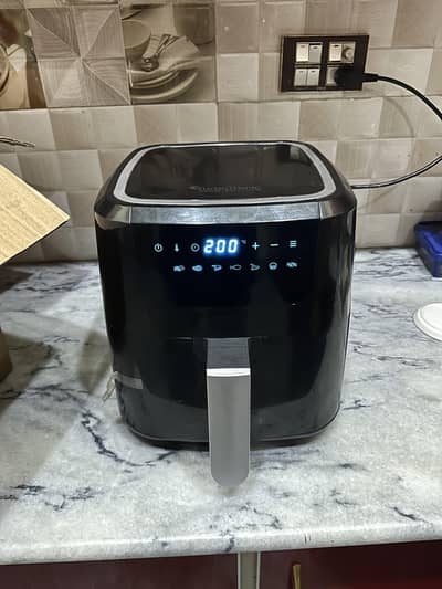 TurboTronic Air Fryer Almost New