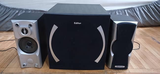 Edifier x600  2.1 Aux high bass sound system  USA
