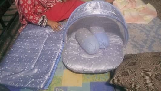 Baby mosquito net bed with blanket
